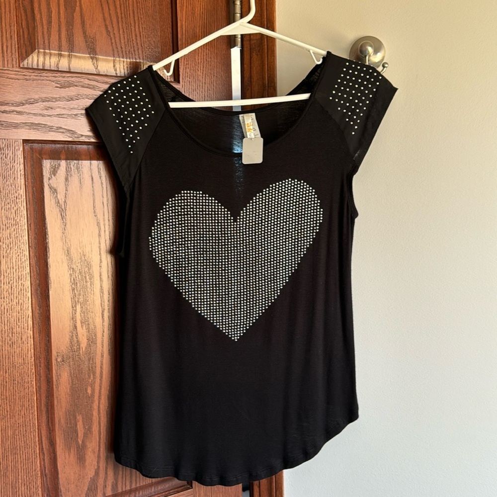 NWT OCCASION women’s rhinestone top MEDUIM